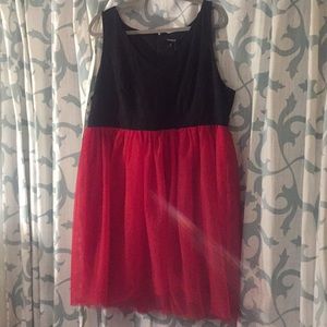 Red/black tulle dress
